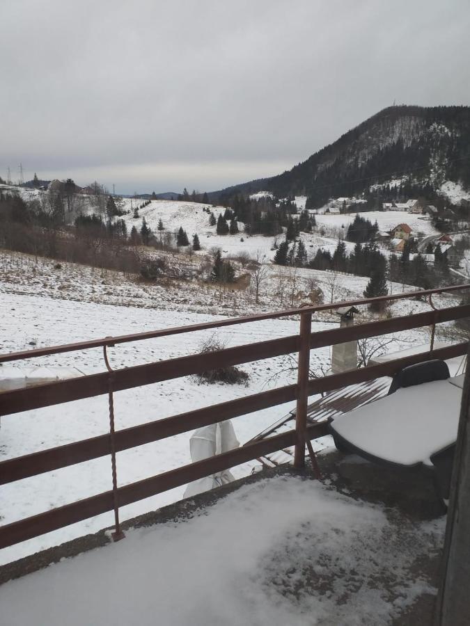 Apartman Skender 3* Ravna Gora Appartamento Esterno foto